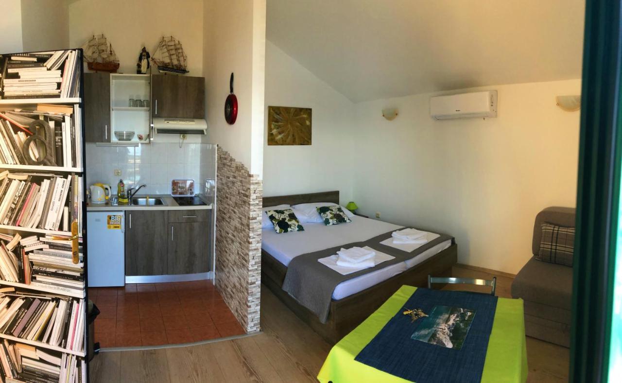 Apartman Iris Gradac  Eksteriør billede